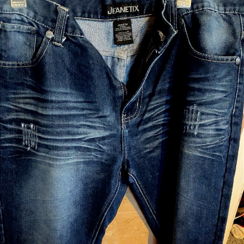 JeanEtix Dark Wash Distressed Jeans Size 36 Straight Leg Denim